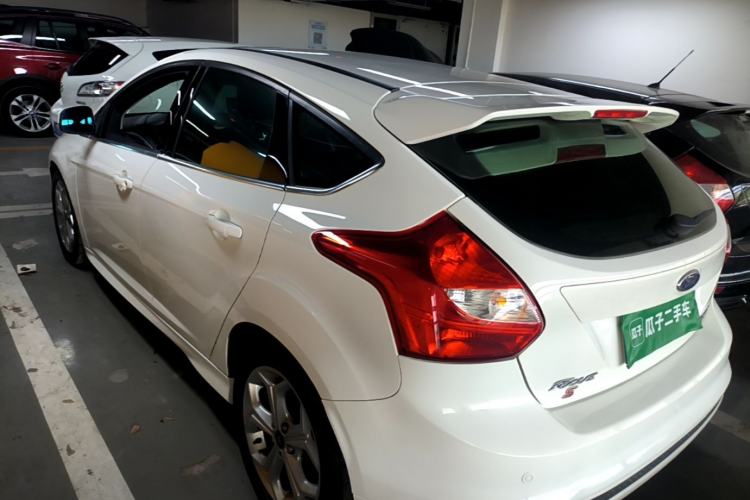 Used Ford Focus 2012 Hatchback 2.0L Manual Luxury Sport Model Rear Left 45 Deg