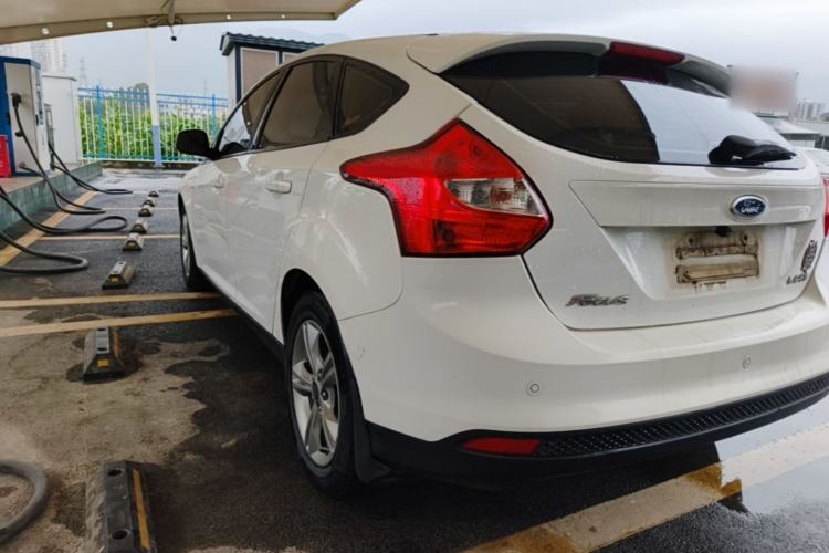 Used Ford Focus 2012 Hatchback 1.6L Automatic Fashion Edition Rear Left 45 Deg