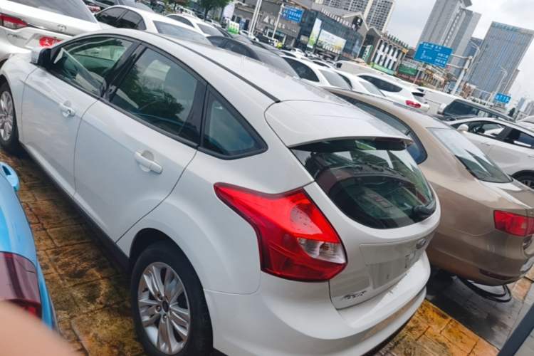 Used Ford Focus 2012 Hatchback 1.6L Automatic Comfort Model Rear Left 45 Deg