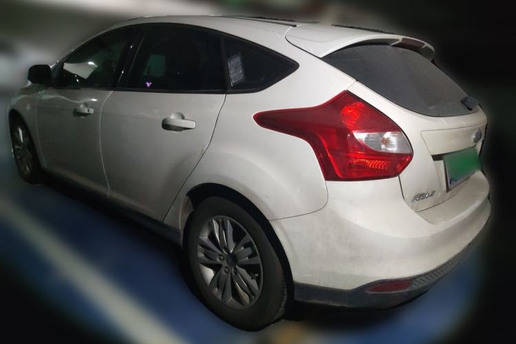 Used Ford Focus 2012 Hatchback 1.6L Automatic Comfort Model Rear Left 45 Deg