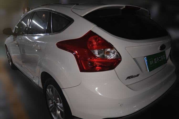 Used Ford Focus 2012 Hatchback 1.6L Automatic Fashion Edition Rear Left 45 Deg