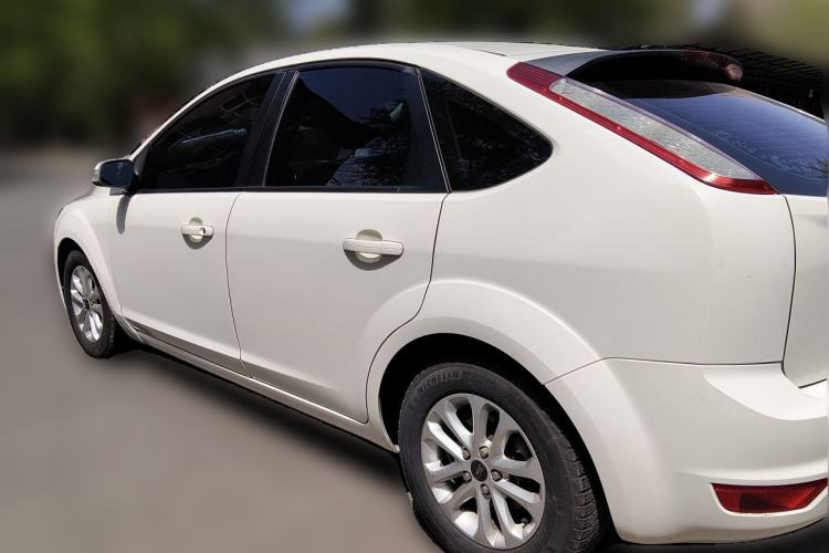 Used Ford Focus 2012 Hatchback Classic 1.8L Automatic Base Model Rear Left 45 Deg