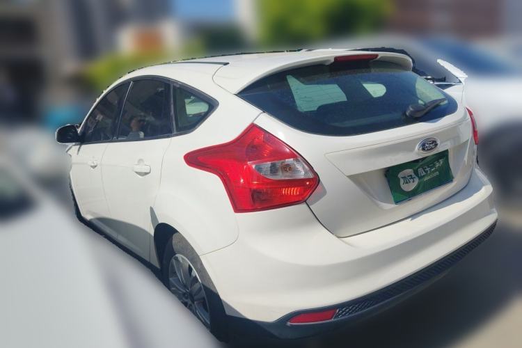 Used Ford Focus 2012 Hatchback 1.6L Automatic Comfort Model Rear Left 45 Deg
