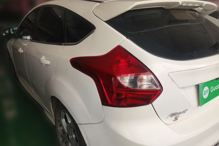 Used Ford Focus 2012 Hatchback 2.0L Automatic Luxury Sport Model Rear Left 45 Deg