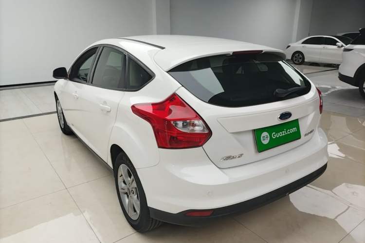 Used Ford Focus 2012 Hatchback 1.6L Automatic Fashion Edition Rear Left 45 Deg
