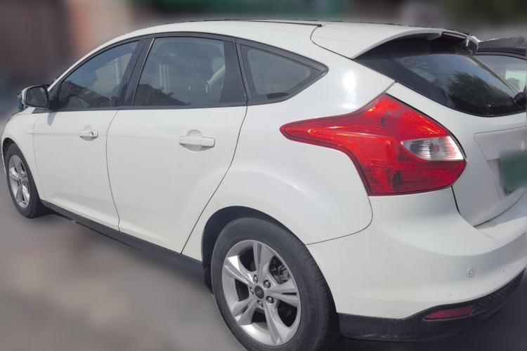 Used Ford Focus 2012 Hatchback 1.6L Automatic Fashion Edition Rear Left 45 Deg