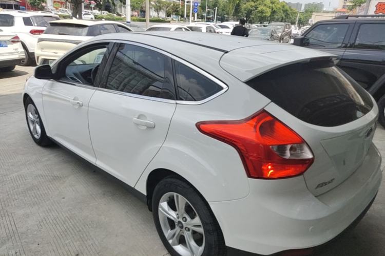 Used Ford Focus 2012 Hatchback 1.6L Automatic Fashion Edition Rear Left 45 Deg
