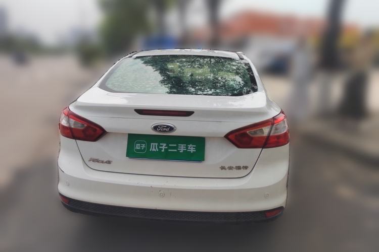 Used Ford Focus 2012 Sedan 1.6L Manual Fashion Edition Rear