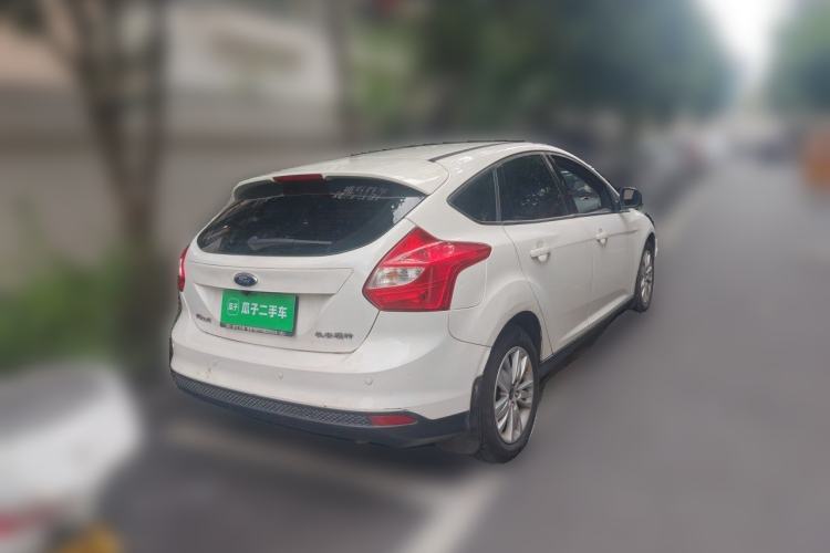 Used Ford Focus 2012 Hatchback 1.6L Automatic Comfort Model Rear Right 45 Deg