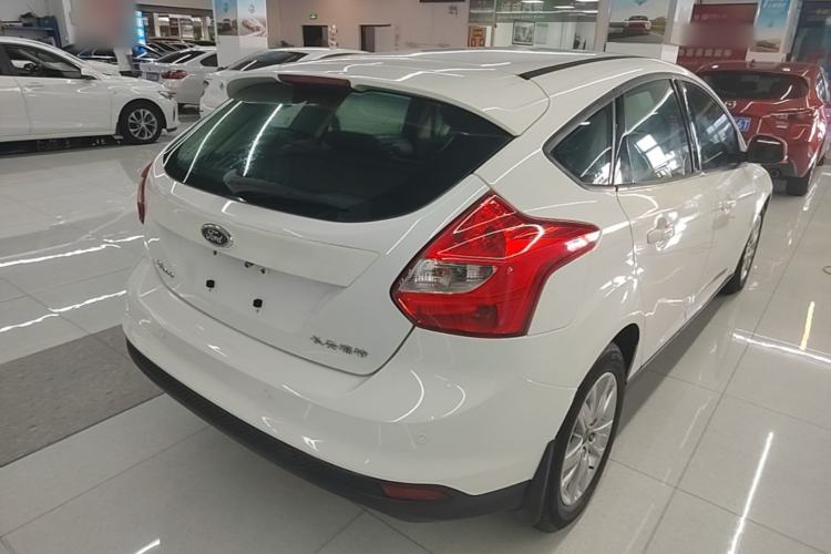 Used Ford Focus 2012 Hatchback 1.6L Automatic Comfort Model Rear Right 45 Deg