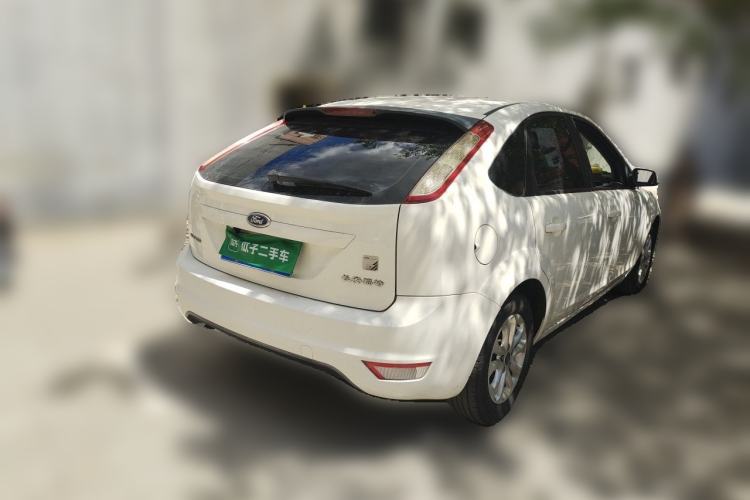 Used Ford Focus 2012 Hatchback Classic 1.8L Automatic Base Model Rear Right 45 Deg