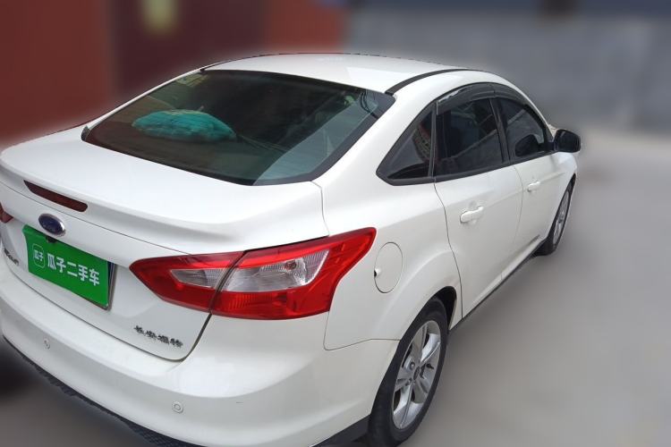 Used Ford Focus 2012 Sedan 1.6L Automatic Fashion Edition Rear Right 45 Deg
