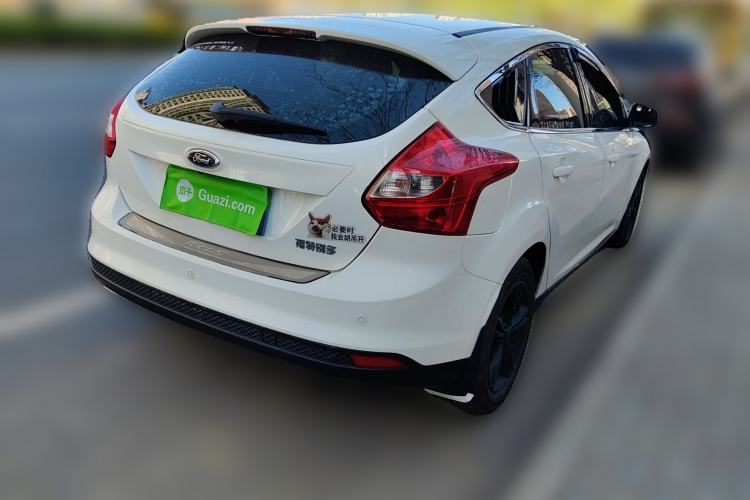 Used Ford Focus 2012 Hatchback 1.6L Automatic Fashion Edition Rear Right 45 Deg