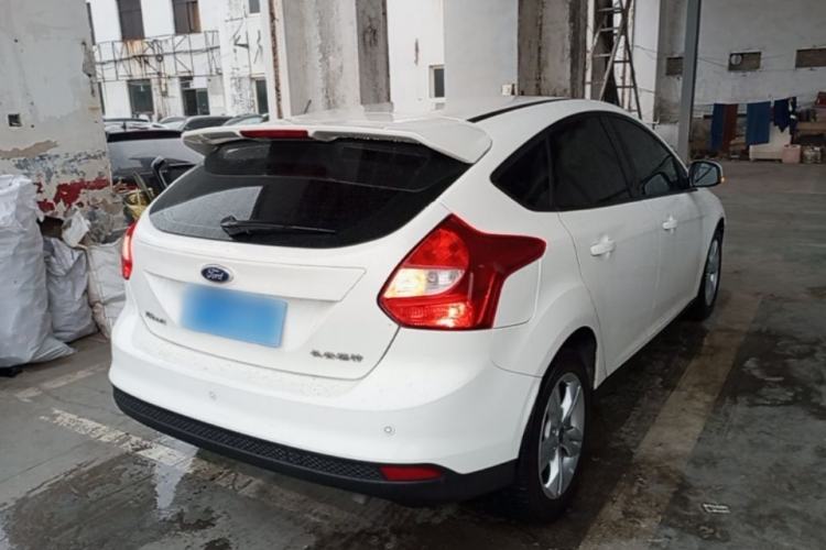 Used Ford Focus 2012 Hatchback 1.6L Manual Fashion Edition Rear Right 45 Deg