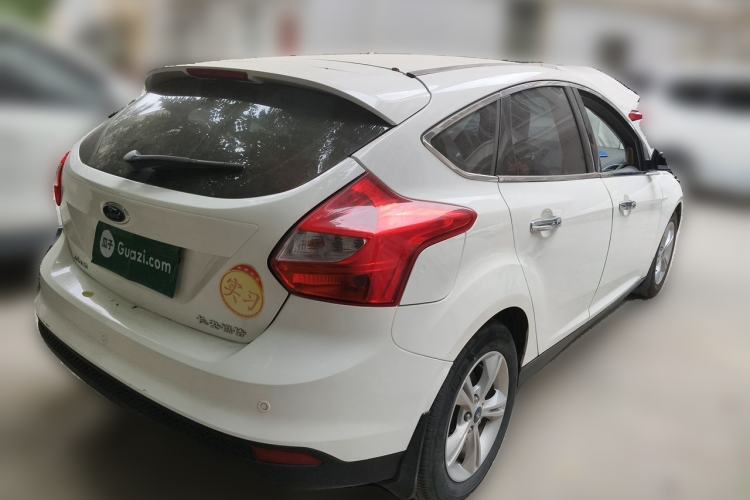 Used Ford Focus 2012 Hatchback 1.6L Automatic Fashion Edition Rear Right 45 Deg