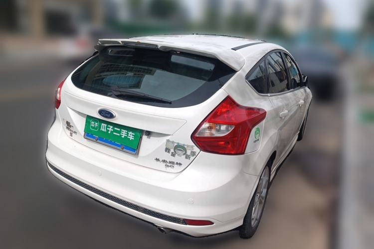 Used Ford Focus 2012 Hatchback 2.0L Automatic Luxury Sport Model Rear Right 45 Deg
