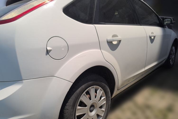 Used Ford Focus 2012 Hatchback Classic 1.8L Automatic Base Model Rear Right 45 Deg