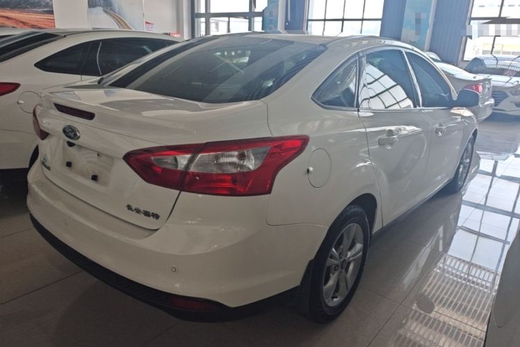 Used Ford Focus 2012 Sedan 1.6L Automatic Fashion Edition Rear Right 45 Deg