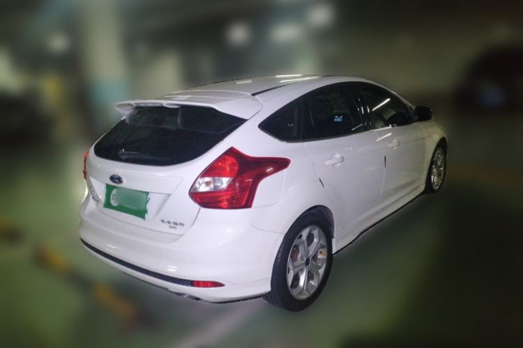 Used Ford Focus 2012 Hatchback 2.0L Automatic Luxury Sport Model Rear Right 45 Deg