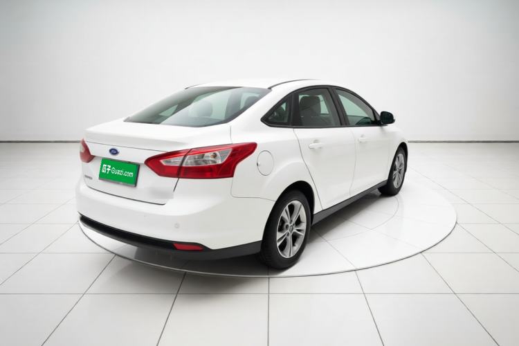 Used Ford Focus 2012 Sedan 1.6L Manual Fashion Edition Rear Right 45 Deg