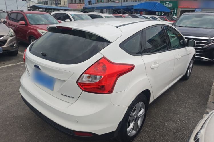 Used Ford Focus 2012 Hatchback 1.6L Automatic Fashion Edition Rear Right 45 Deg