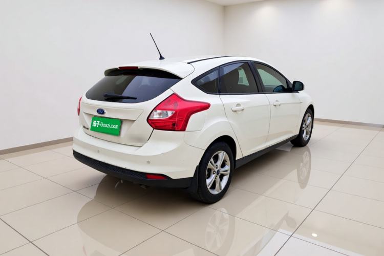Used Ford Focus 2012 Hatchback 1.6L Automatic Fashion Edition Rear Right 45 Deg