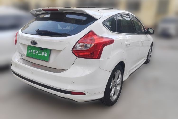 Used Ford Focus 2012 Hatchback 2.0L Manual Luxury Sport Model Rear Right 45 Deg