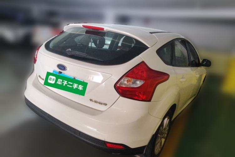 Used Ford Focus 2012 Hatchback 1.6L Automatic Comfort Model Rear Right 45 Deg