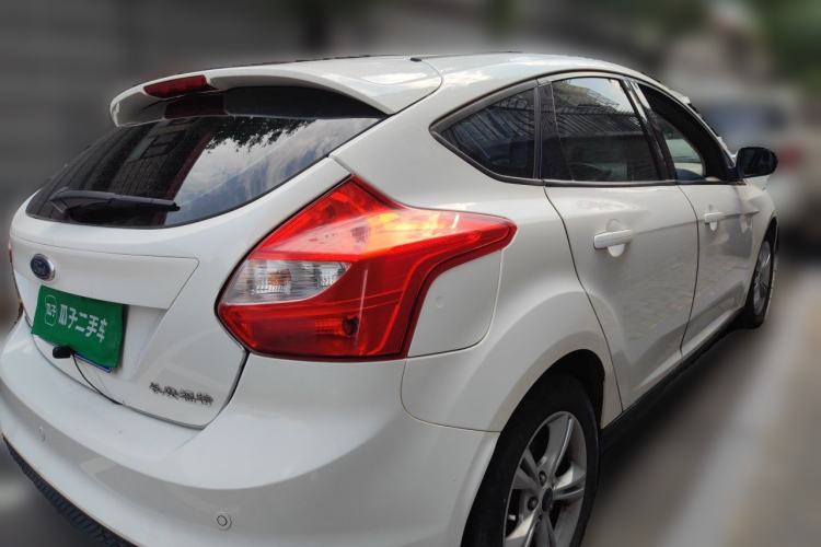 Used Ford Focus 2012 Hatchback 1.6L Automatic Fashion Edition Rear Right 45 Deg