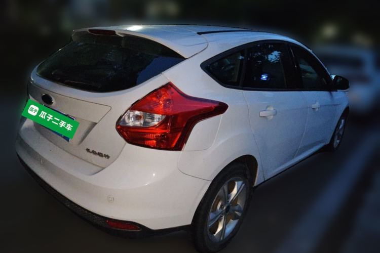 Used Ford Focus 2012 Hatchback 1.6L Automatic Fashion Edition Rear Right 45 Deg