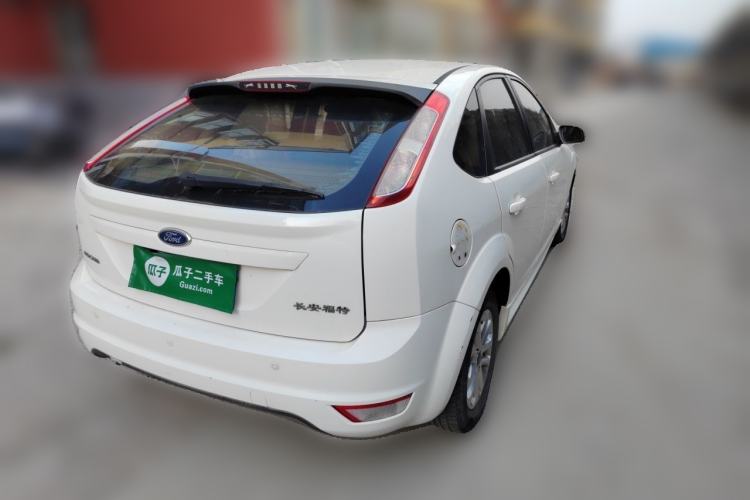 Used Ford Focus 2012 Hatchback Classic 1.8L Manual Fashion Edition Rear Right 45 Deg