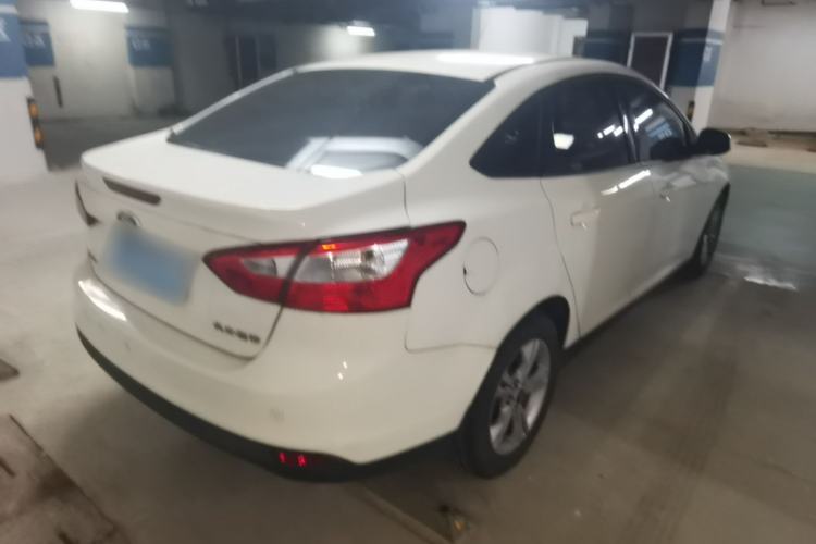 Used Ford Focus 2012 Sedan 1.6L Manual Fashion Edition Rear Right 45 Deg