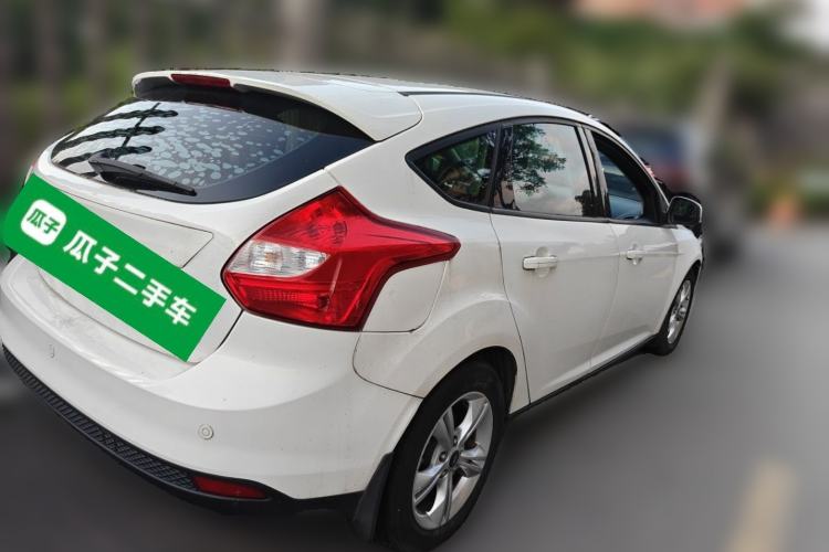 Used Ford Focus 2012 Hatchback 1.6L Manual Fashion Edition Rear Right 45 Deg