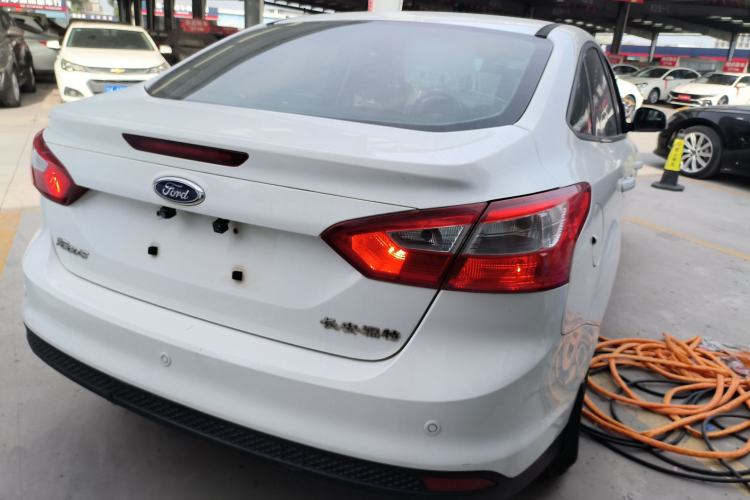 Used Ford Focus 2012 Sedan 1.6L Automatic Fashion Edition Rear Right 45 Deg