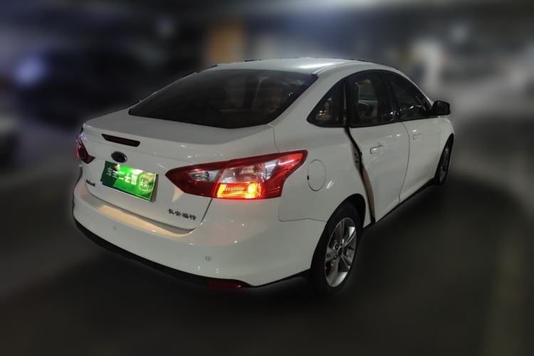 Used Ford Focus 2012 Sedan 1.6L Automatic Fashion Edition Rear Right 45 Deg