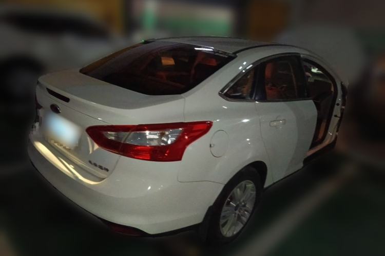 Used Ford Focus 2012 Sedan 1.6L Automatic Comfort Model Rear Right 45 Deg
