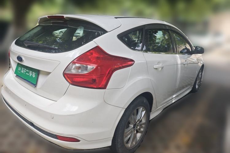 Used Ford Focus 2012 Hatchback 1.6L Manual Comfort Model Rear Right 45 Deg