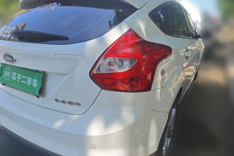 Used Ford Focus 2012 Hatchback 1.6L Manual Fashion Edition Rear Right 45 Deg