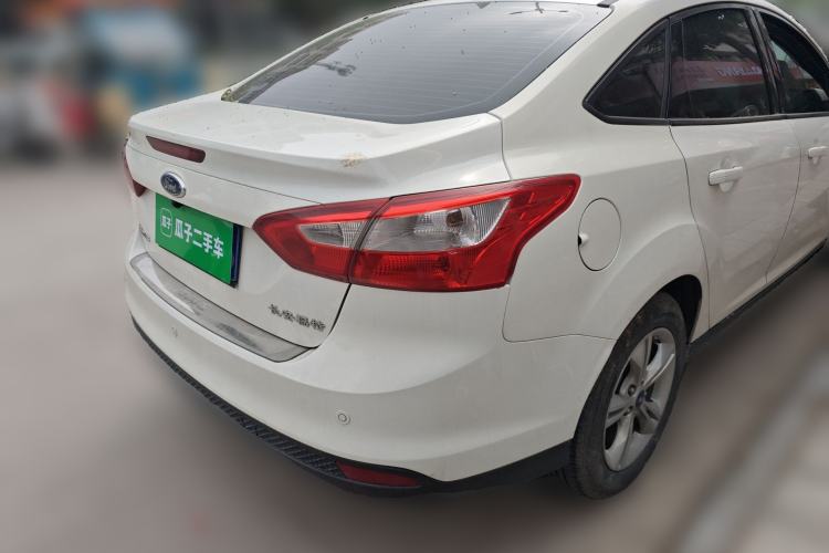 Used Ford Focus 2012 Sedan 1.6L Automatic Fashion Edition Rear Right 45 Deg