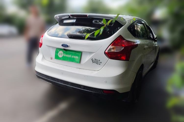 Used Ford Focus 2012 Hatchback 1.6L Manual Fashion Edition Rear Right 45 Deg