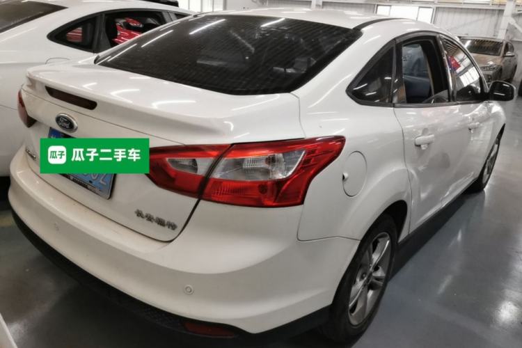 Used Ford Focus 2012 Sedan 1.6L Automatic Fashion Edition Rear Right 45 Deg