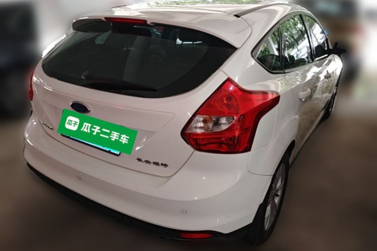 Used Ford Focus 2012 Hatchback 1.6L Automatic Fashion Edition Rear Right 45 Deg