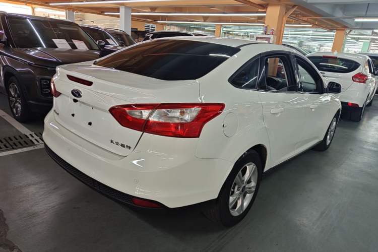 Used Ford Focus 2012 Sedan 1.6L Manual Fashion Edition Rear Right 45 Deg