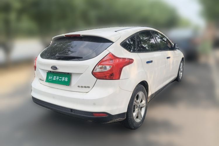 Used Ford Focus 2012 Hatchback 1.6L Manual Fashion Edition Rear Right 45 Deg