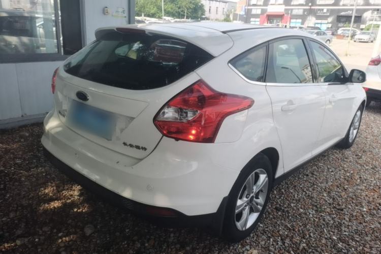 Used Ford Focus 2012 Hatchback 1.6L Manual Fashion Edition Rear Right 45 Deg