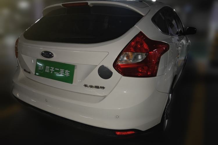 Used Ford Focus 2012 Hatchback 1.6L Automatic Fashion Edition Rear Right 45 Deg