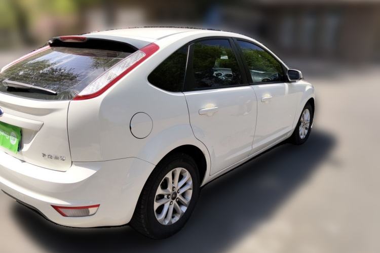 Used Ford Focus 2012 Hatchback Classic 1.8L Automatic Base Model Rear Right 45 Deg