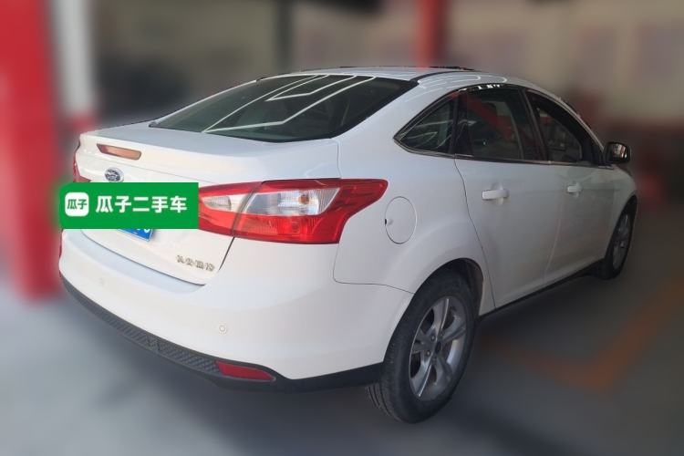 Used Ford Focus 2012 Sedan 1.6L Automatic Fashion Edition Rear Right 45 Deg
