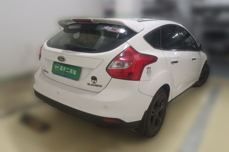 Used Ford Focus 2012 Hatchback 1.6L Manual Fashion Edition Rear Right 45 Deg