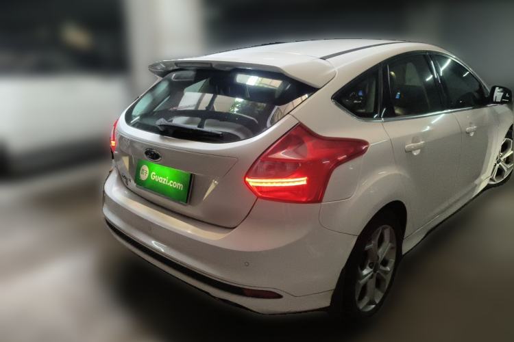 Used Ford Focus 2012 Hatchback 2.0L Automatic Luxury Sport Model Rear Right 45 Deg